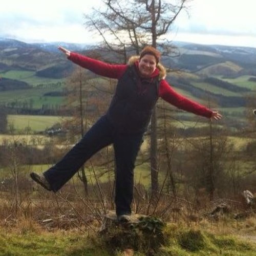 julie4886's profile picture. she/her