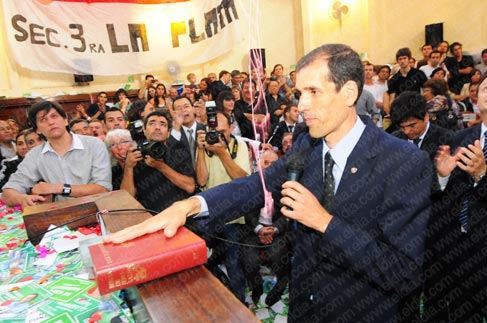 Concejal de La Plata por la UCR.                   Presidente de la Comisión de Cultura, Educación y Deporte.