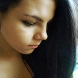 15. Love partys, volleyball, dancing and singing! Love british and australian accent too! #Ewig2015 Follow me and i'll follow you back
Instagram : IsaTejada97