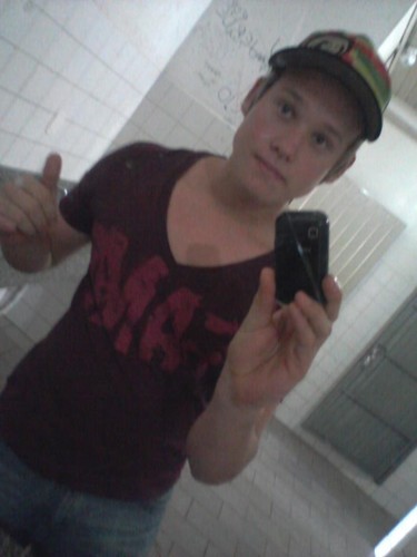 MEU Sakaas? :)) - é voçe que faz os meus dias ficarem perfeitos.. e Nada nem ninguem ira mudar meu sentimento por ti , @maaisqedrooga aqee.. sz'