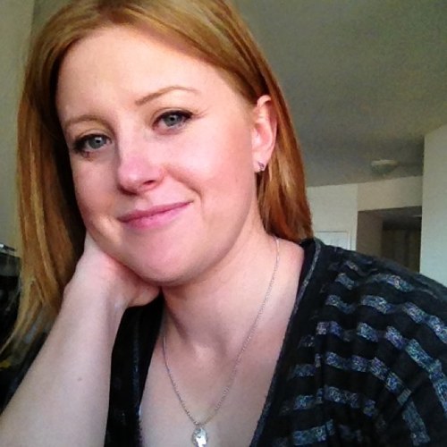 stefanieheaton's profile picture. 