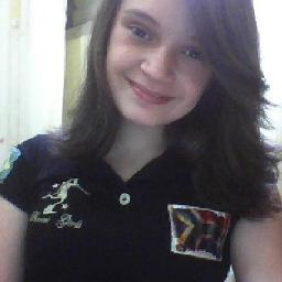 Oi, meu nome é Chatice, casei com o ciúmes , sou inimiga da perfeição, vizinha do drama, me separei da paciência, irmã da preguiça e m.a da ironia :)* ☆