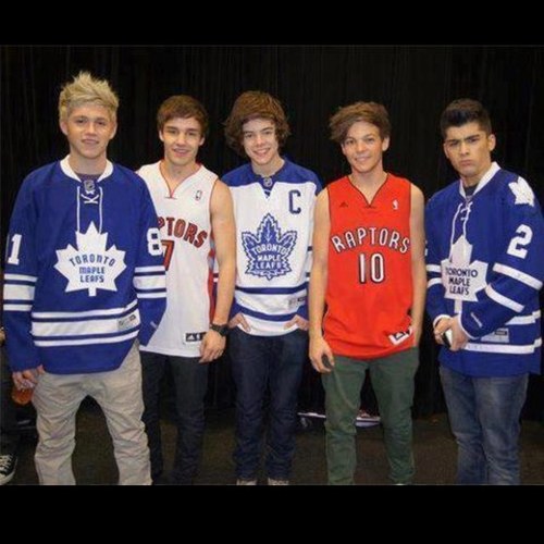 Does anyone else cry themselves to sleep because Paul isn't the 6th member of 1D? #LetPaulSing