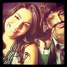 adoro de mais CHAMEL eles para mim são o meu tudão since:6 de outubro
madrinhas:@SophMyFofolete e @NiRebeldes.
oficializadora:@Luar_day