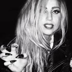 I'm a little monster and I'm proud to be a fan of Lady Gaga, I love that woman, I believe that one day I can see her and hold her close.