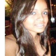 Mineira, Ariana, Hobby musicas ♪ filmes e frases, Estrovertida, Estudante, Simples, Aventureira, Esportiva... Sigo de volta.. http://t.co/9HPa6uHe