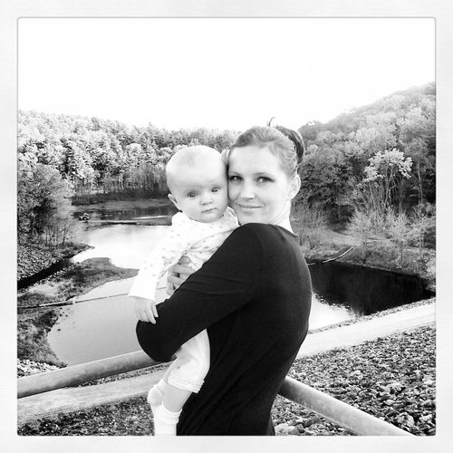 im a single mom shes my world. im loving life and just taking one day at a time