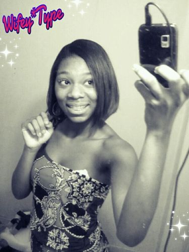 Kimi_Renee's profile picture. Im 5'7 So Tht Means 5Ft & 7Ins Ov Chocolatey Goodness,U Can Literally Lick Me All Ova & Whn U Finish U'll Hve A Sweet Sensation In Ya Mouth :) FOLLOW OR GTFO!