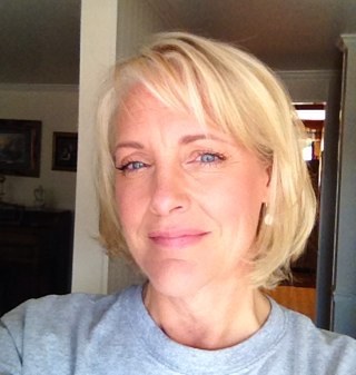 txchick4mitt's profile picture. Love God, family, country...Spurs and Rangers. Believer in American exceptionalism and supporter of the movement to #draftRomney. Vile language will be blocked.