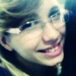~ ELA pode ter os maiores defeitos, mais são eles que eu amo s2 Meiga, Parceira e Brincalhona *-* Nós se entende ! k Tua Melhor sz : ( @josimonteirof ) ;p