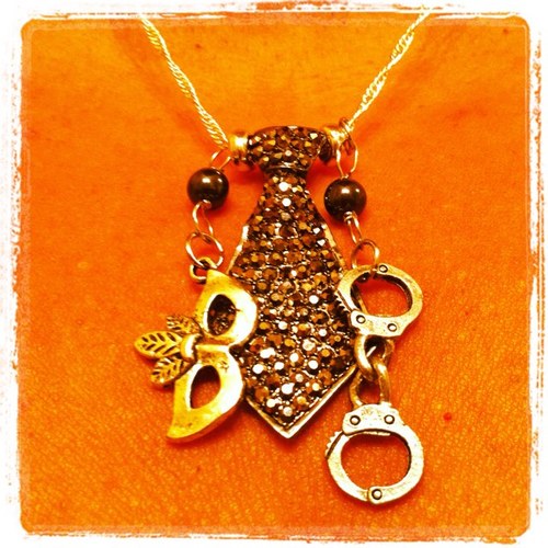 livmoreno's profile picture. Simple girl, who ❤s w her whole ❤, drinks the whole bottle, hurts completely, ❤ belongs in New York, but body, mind & soul will never leave San Diego