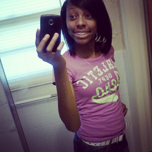 I'm Really Funny , & Just A Cool Person To Be Around ! Soooo Just Follow Me Already ! I Follow Back ! (: #Libra ! ♥