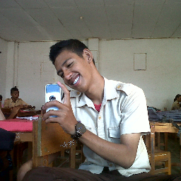 val_dmos's profile picture. Beta santai dan apa adanya !!!