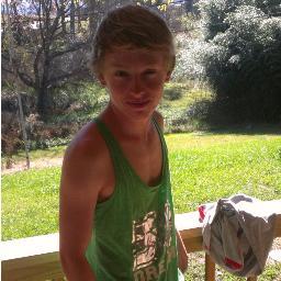 instadave's profile picture. Son of God, Musician, One day will own a Porsche, Trying to pursue Christ every day.