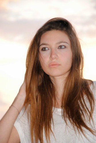 leadalloul's profile picture. Follow and I'll follow u back :D