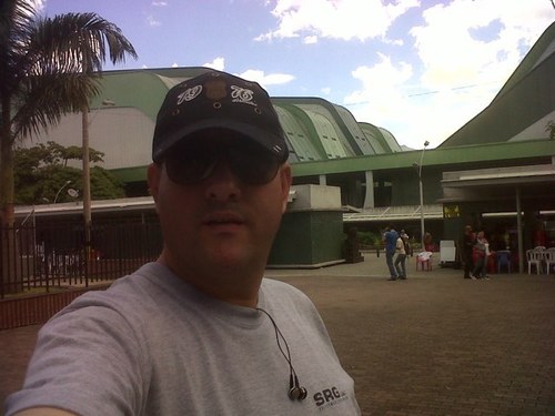 carizabal's profile picture. 