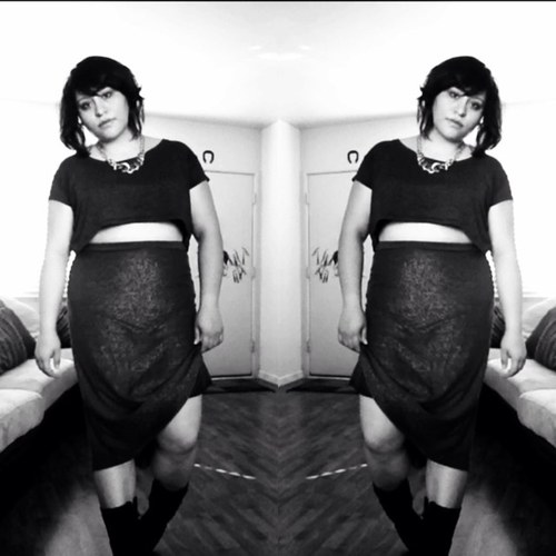 Christian. Wife. Mother. Creative. Different.  Thrifter. Stylish. Makeup Lover. Plus size Girl. Just come and tweet with me ❤️