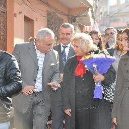 Toplumun çıkarları adına bağımsız çalışan kişi.