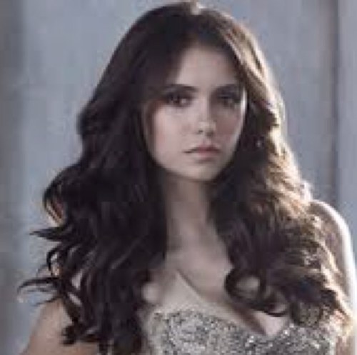 Im elena im trying to cope! Married to @ive_been_used