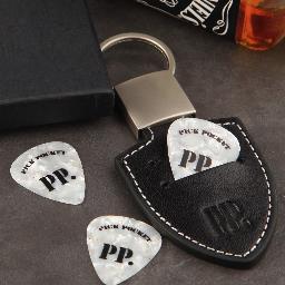 TheDuluxePP's profile picture. The Deluxe Pick Pocket is a superb quality pick holder made from the finest Italian leather and made n the UK.. Check It Out ?http://t.co/cgmSVvYp