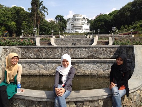 mimibluey's profile picture. Live life to da fullest