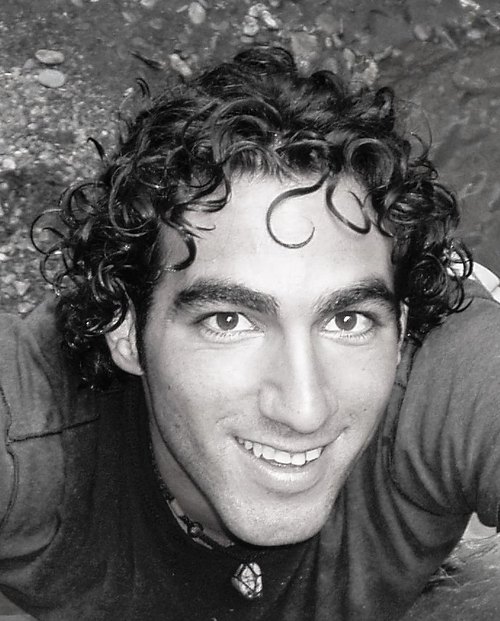 amirrodrig's profile picture. 