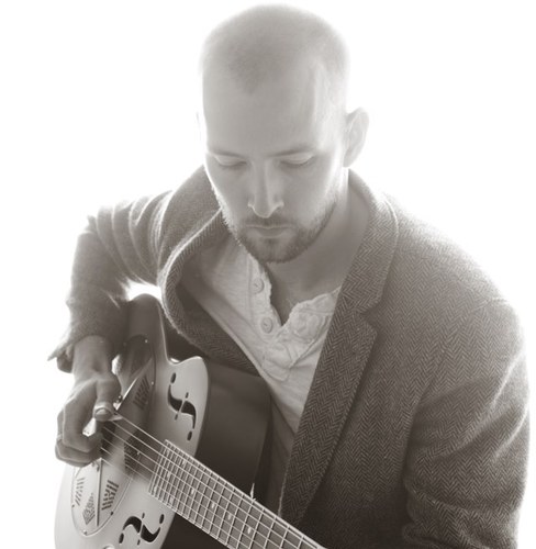 Acoustic roots musician