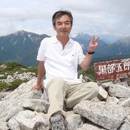 私は子供の頃、童子山でよく遊んだ。童子山の神様は私に次の事をお定めになりました。１）人と分け隔てなく交わり、他人に親切である事。２）自然を愛しこれを害するものと戦う事。３）大海にでて旅するも先では郷里に帰り郷里のために尽くすこと。（兵庫県西脇市）facebook → http://t.co/k8LwJ3Q3