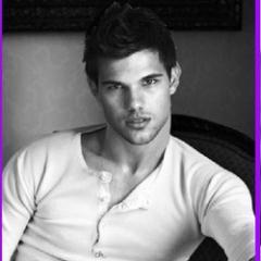 BadBadBadTaylor's profile picture. 