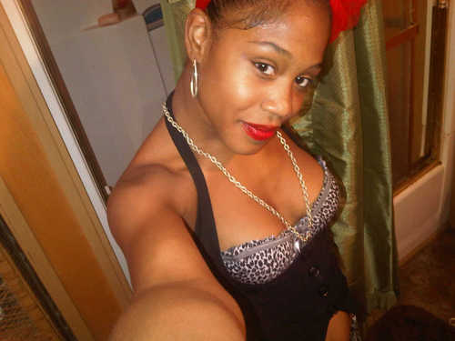 18' Years Young , Living this life thuggin like im suppose to be :)