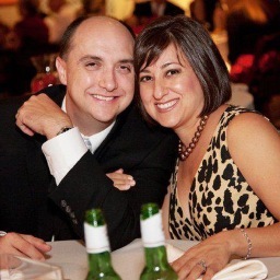 Denise & Ross are a couple who embrace life with perseverance, passion and a positive attitude! Thank You for following us on Twitter. Peace & Love.