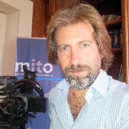 Ideas about different values & new businesses, flow through me. The face behind the brand: international business development at http://t.co/JlIv3zxa