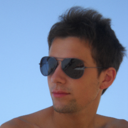 __TrackeR's profile picture.
