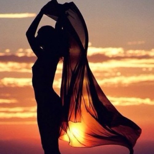 Ricyam's profile picture. 世の中 知らないことばかり…無知のままだと しあわせにはなれない 人生からどう生きるのかを問われてる 後悔しない生き方をしたい…