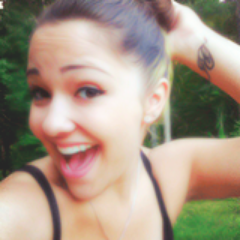 OhLaLaJennel's profile picture. but you're so hypnotising @jennelgarcia @ddlovato