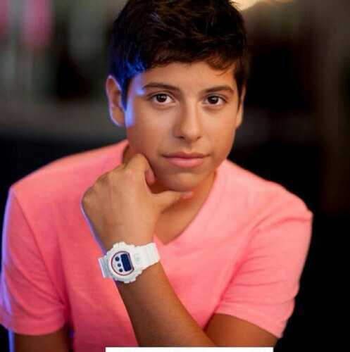 #HUNTERS From El Paso Tx.!! We Love MattHunter! Follow Me And My Cousin At @JosieRamirez123 @TheNameDaniella (Matt Follows Me In My Other Account!)