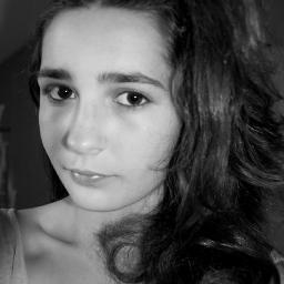 JosphineJutteau's profile picture. Je followback tout le monde. Alors follow me ;)