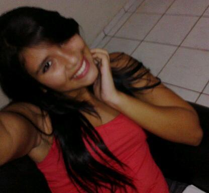 Sou americana com muito orgulho , Flamenguista com muito amoor , sou chata ,ciumênta , e chata dnovo '-' mas sou simpatica sincera e educada :}