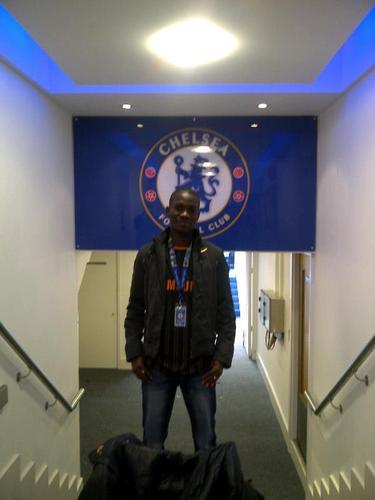 Passionate abt life, a lover of good music and football. Chelsea FC supporter.