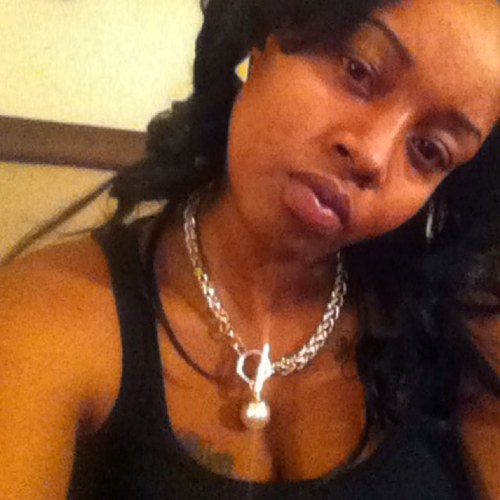 #TeamProudMother #TeamGotMyOwn #TeamLoudPac #Team$$$$$$ #TeamStayFlyy #TeamEB!!!! If a Bitch feel like she want to Shit on EB show me how??