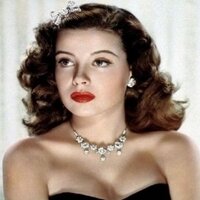 Roberta (@bobbybuckchow) 's Twitter Profile