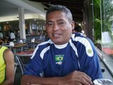 SOU DIVERTIDO, GOSTO DE TRABALHAR, OUVIR MÚSICAS, DE FESTAS FAMILIARES e da noite... ah! visitem meu site: http://t.co/XB29EoEY
