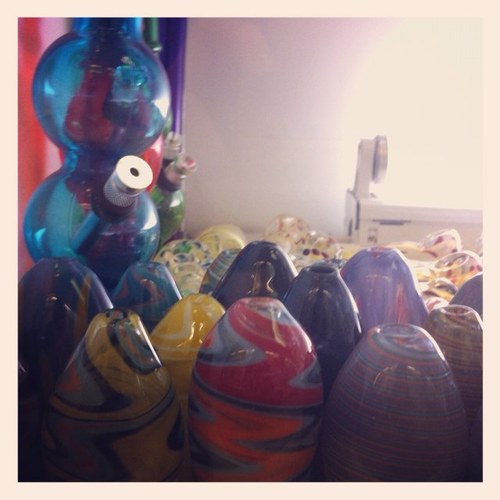 Come in and look at our sweet glass!!