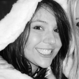 LouLouLLama's profile picture. Pandas + Pickles