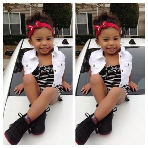 hey-Smiles-Iam kaylah Iam 4 Yrs young |Spongebob wife|Elmos|Chair|Doras Hair|Jake aka Cookie Dough Is Mine ^_^!|