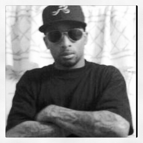 kingjafeejofa's profile picture. #¥UNG is what dey call me. ima yung tatted nicca that aint wit da games an bout da money!!! hitt da follow button tuu findout more. (r.i.p quin & dray)