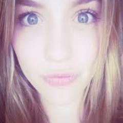 Um dia assim, igual aos outros, eu falava pra mim mesmo que queria te sentir... @sophiaabrahao Vivo pelo seu sorriso 3