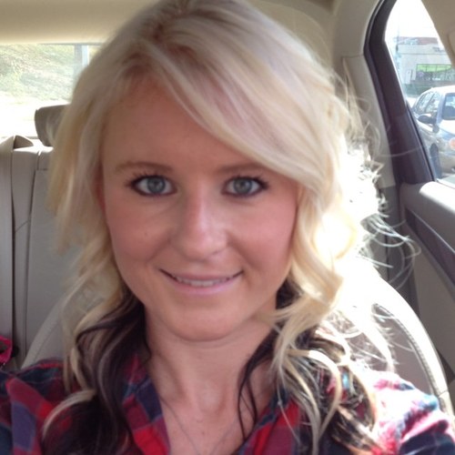 Kim_Larson12's profile picture. 