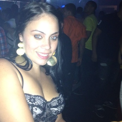 isabelalomia's profile picture. 