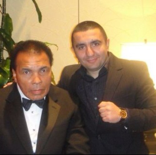 artofboxing's profile picture. Father, Son, Husband, Brother, Friend, Boxer, Lawyer. I love reason, music, arts, wine, reading, sports.